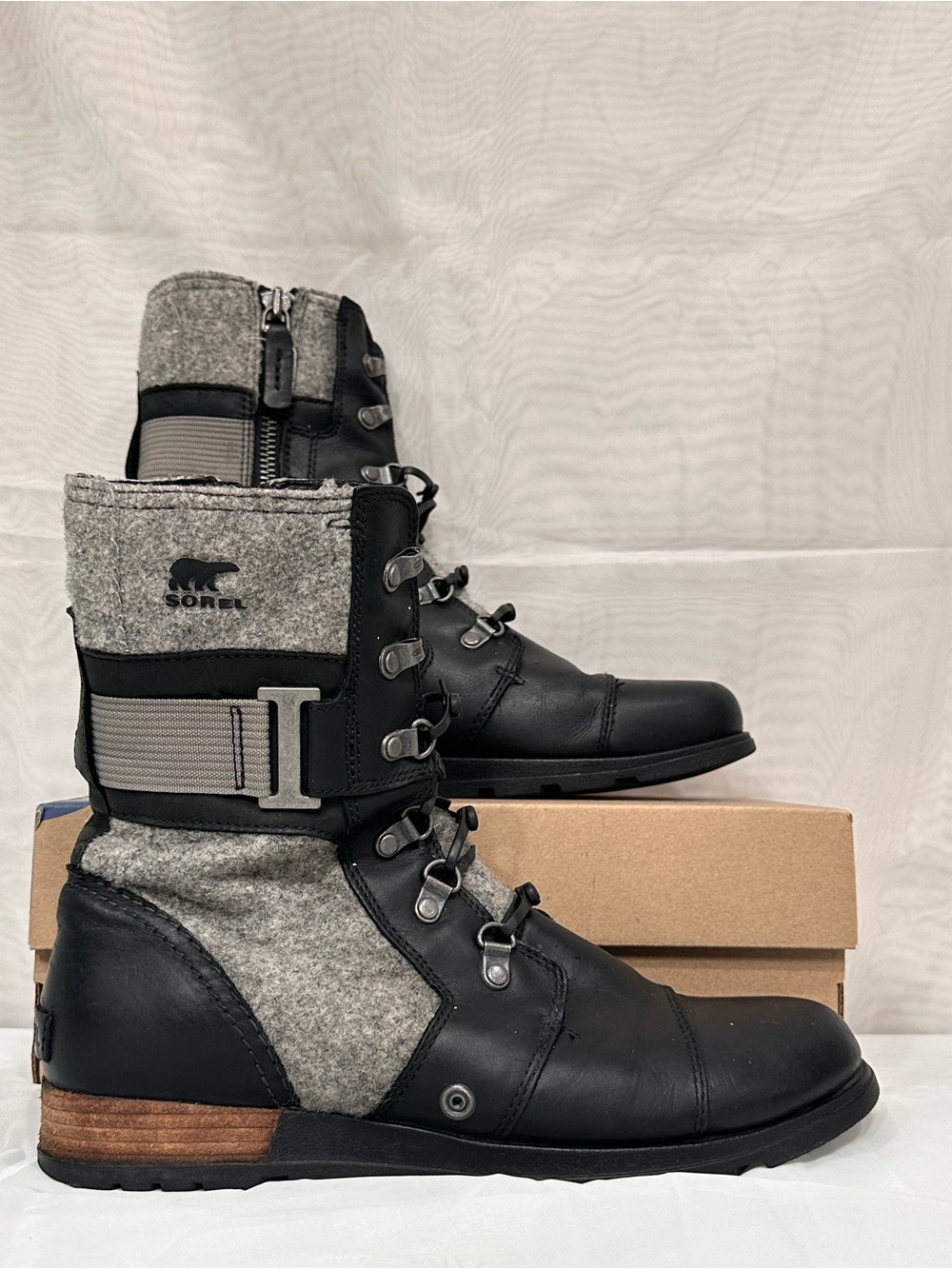 Sorel Women's Black and Gray Lace-Up Combat Boots